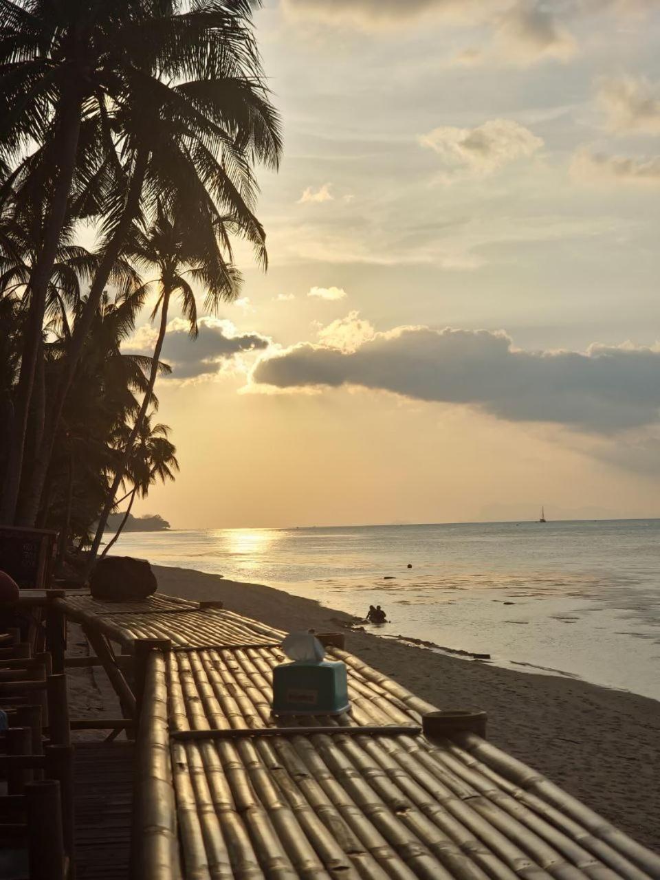 A Little Bungalows By Beach Amphoe Koksamui Exterior foto